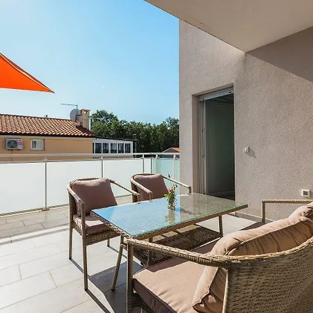 Lichtdurchflutetes Studio-apartment Nur 500 Meter Zum Mit Grillbereich Apartamento